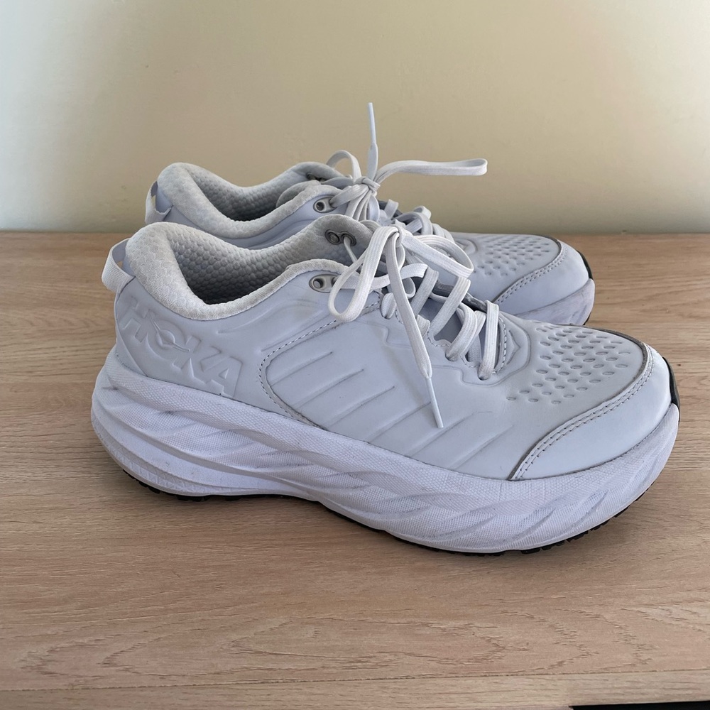 HOKA Bondi SR Sneakers – White | Women’s 7.5 Wide